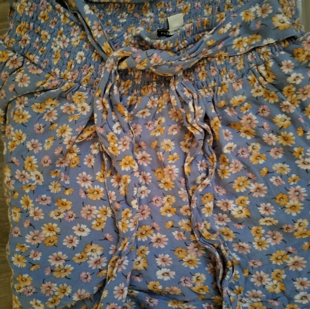 American Eagle sz m shorts